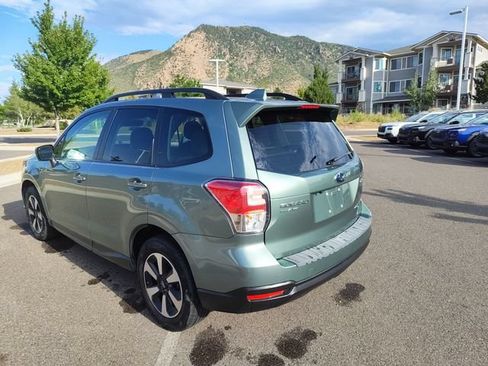 Used 2018 Subaru Forester 2.5i Premium w/ All-Weather Package AWD/4WD image 5
