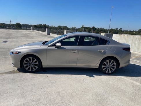 Used 2024 MAZDA MAZDA3 s image 4