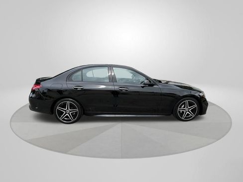 Used 2025 Mercedes-Benz C 300 4MATIC Sedan image 8
