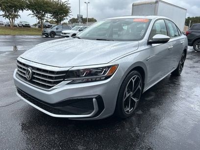 Certified 2020 Volkswagen Passat 2.0T R-Line