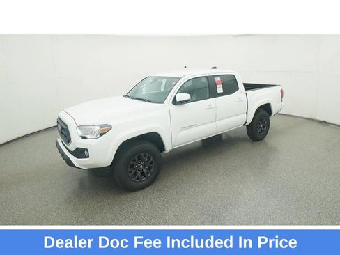 Used 2023 Toyota Tacoma SR5 w/ Technology Package RWD image 1