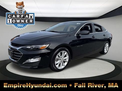 Used 2025 Chevrolet Malibu LT image 1