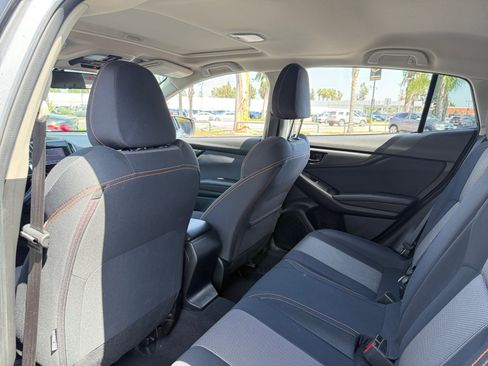 Used 2021 Subaru Crosstrek 2.0i Premium w/ Moonroof Package image 17