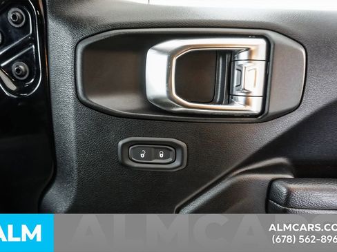 Used 2025 Jeep Wrangler Unlimited Sport AWD/4WD image 40
