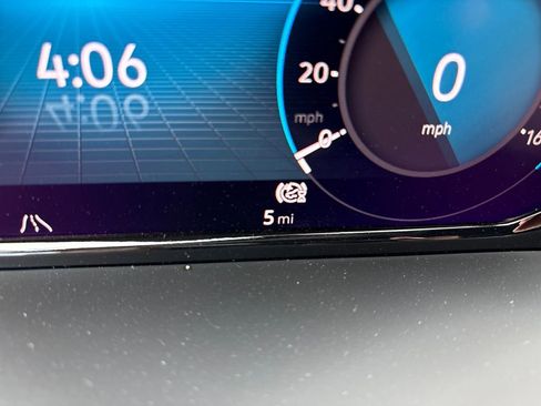 New 2026 Volkswagen Atlas Cross Sport SE image 16