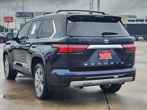 Used 2026 Toyota Sequoia Capstone AWD/4WD image 7