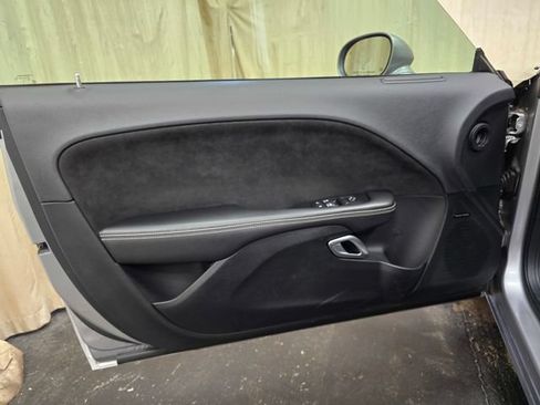 Used 2015 Dodge Challenger SRT w/ Technology Group RWD image 14