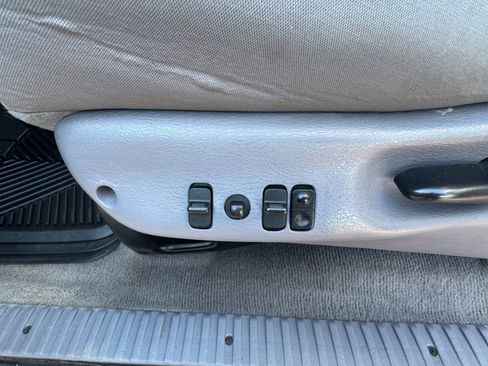 Used 2002 Dodge Ram 2500 Truck 2WD Quad Cab image 18