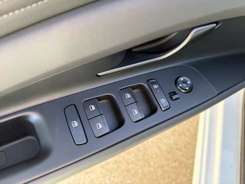 New 2026 Hyundai Elantra Sport image 11