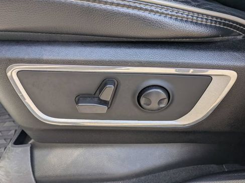 Used 2022 RAM 1500 Laramie AWD/4WD image 20