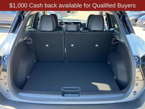 New 2026 Nissan Kicks SR image 8