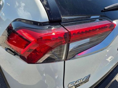 Used 2020 Toyota RAV4 XSE AWD/4WD image 13