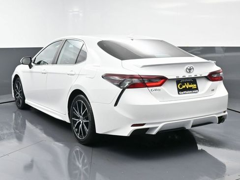 Used 2023 Toyota Camry SE image 7