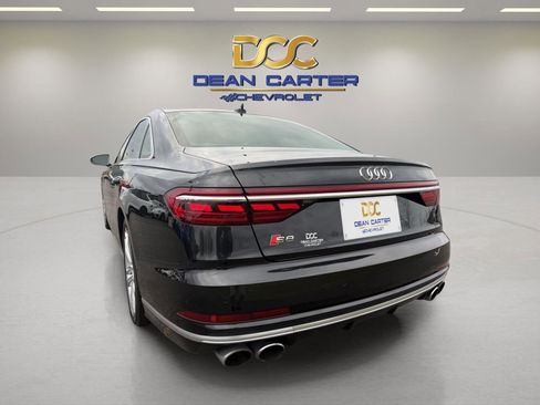 Used 2020 Audi S8 L w/ S8 Executive Package image 5