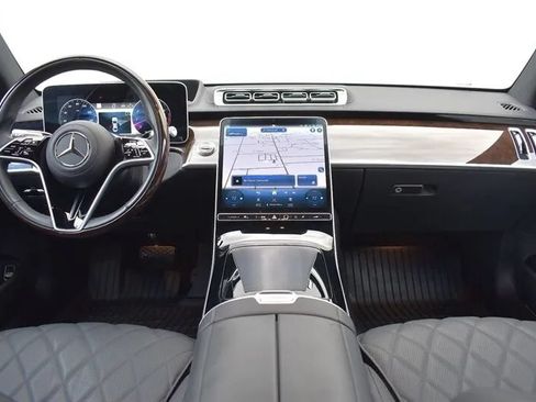 Used 2024 Mercedes-Benz S 500 4MATIC image 15
