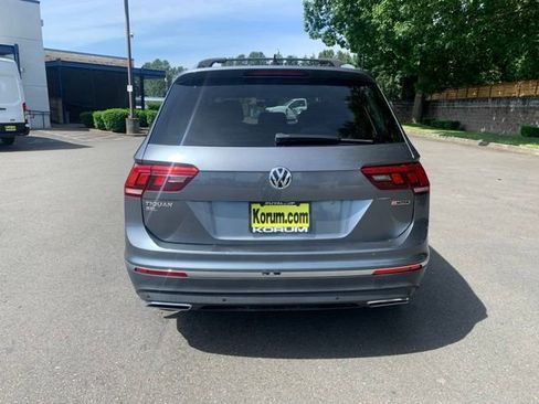 Used 2019 Volkswagen Tiguan SEL w/ 3rd Row Seat Package AWD/4WD image 4