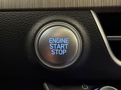 New 2025 Hyundai Sonata Limited image 22