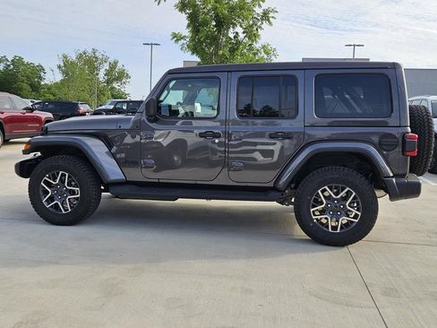 New 2026 Jeep Wrangler Unlimited Sahara AWD/4WD image 2