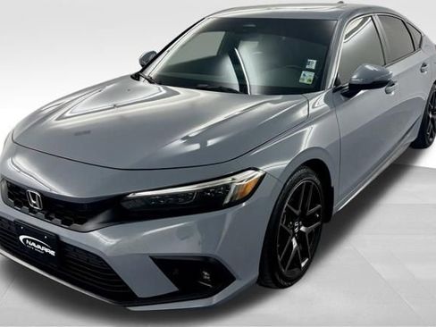 Used 2024 Honda Civic Sport Touring image 4