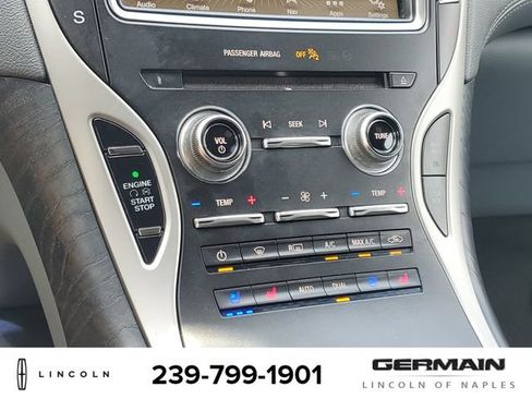 Used 2019 Lincoln Nautilus Reserve FWD image 32