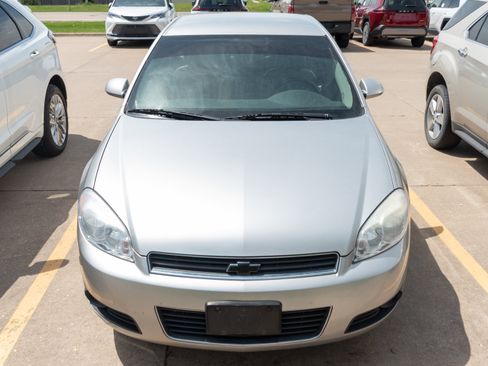 Used 2006 Chevrolet Impala LT FWD image 3