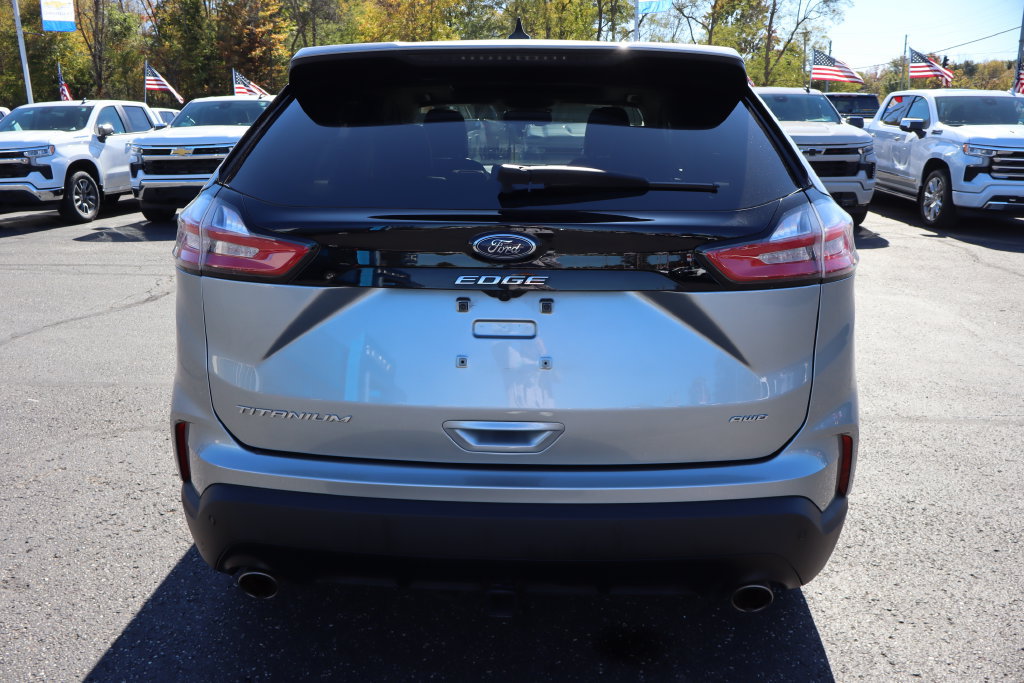 Used 2023 Ford Edge Titanium AWD/4WD image 40