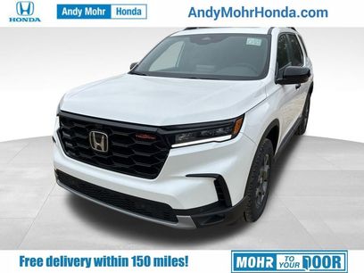 New 2025 Honda Pilot TrailSport