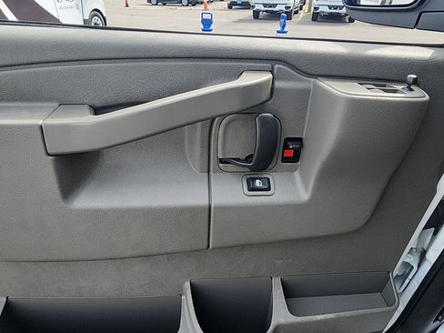 Used 2025 GMC Savana 2500 w/ Driver Convenience Package RWD image 18