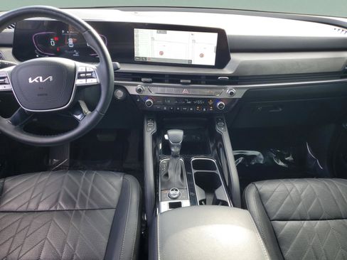 Used 2023 Kia Telluride EX X-Line image 11