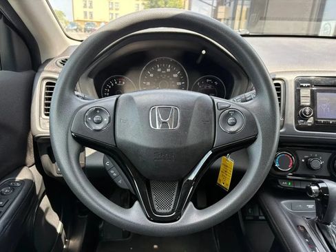 Used 2016 Honda HR-V LX image 13