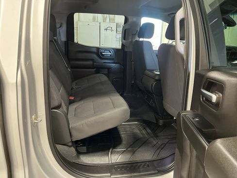Used 2022 Chevrolet Silverado 1500 Custom w/ Safety Confidence Package AWD/4WD image 30