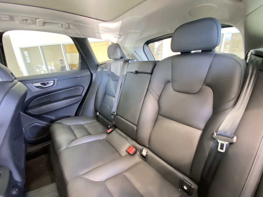 Used 2024 Volvo XC60 T8 Plus w/ Protection Package Premier AWD/4WD image 25