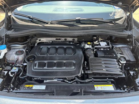 Used 2026 Volkswagen Tiguan SE AWD/4WD image 29