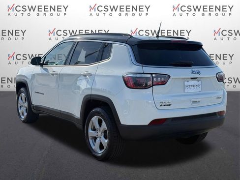 Used 2018 Jeep Compass Latitude w/ Cold Weather Group AWD/4WD image 6