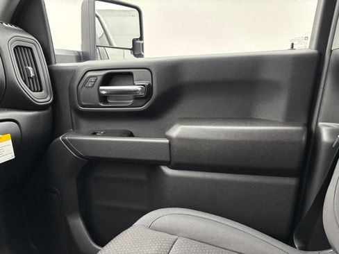 New 2026 GMC Sierra 2500 Pro w/ 1SA Pro Safety Plus Package AWD/4WD image 36