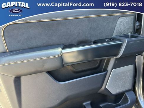 Used 2024 Ford F250 Platinum AWD/4WD image 17