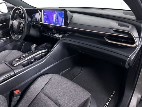 Used 2023 Toyota Crown XLE image 44