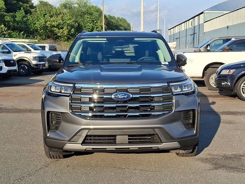 New 2025 Ford Explorer Active image 25
