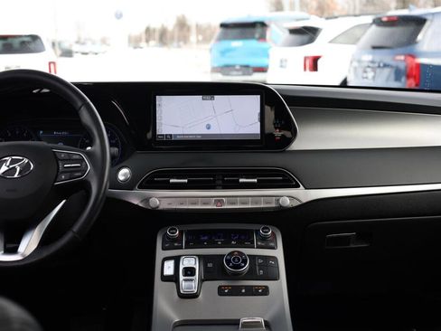 Used 2022 Hyundai Palisade SEL w/ Premium Package image 12