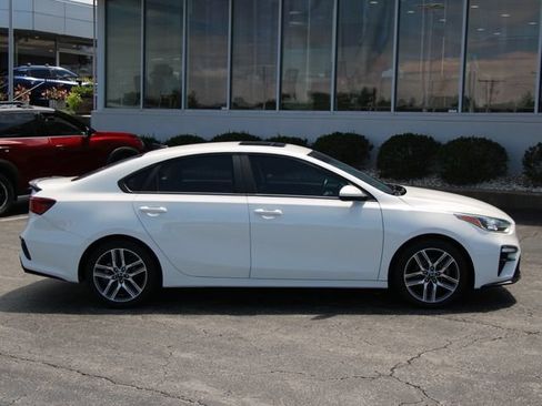 Used 2019 Kia Forte S w/ S Premium Package FWD image 10
