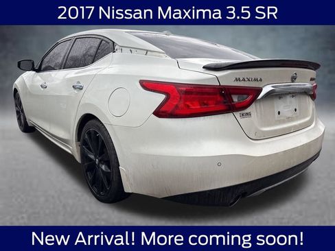 Used 2017 Nissan Maxima SR w/ Midnight Edition image 3