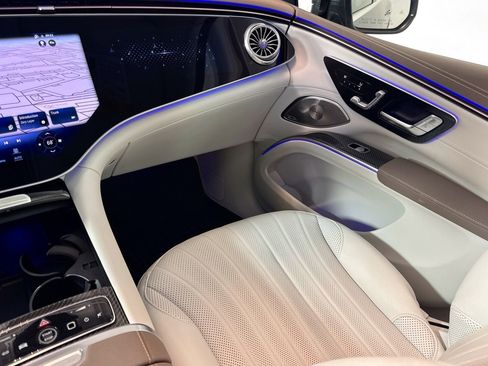 Certified 2023 Mercedes-Benz EQS 580 4MATIC SUV image 22