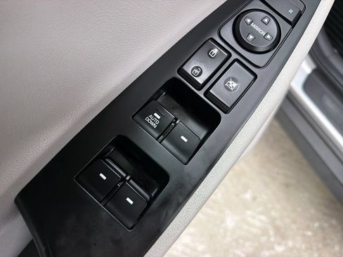 Used 2019 Hyundai Tucson SE FWD image 17