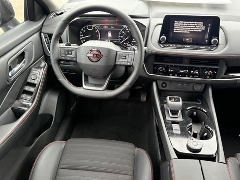 New 2026 Nissan Rogue SV AWD/4WD image 12