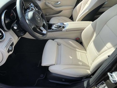 Used 2016 Mercedes-Benz C 300 4MATIC Sedan image 11