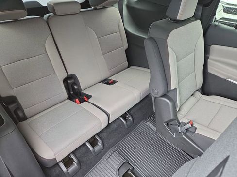 New 2026 Chevrolet Traverse LT image 26