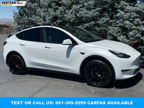 Used 2023 Tesla Model Y Long Range AWD/4WD image 12