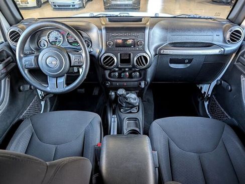 Used 2016 Jeep Wrangler Sport image 3
