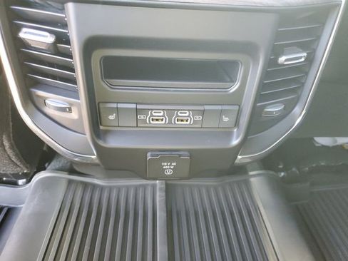 Used 2026 RAM 3500 Laramie image 25