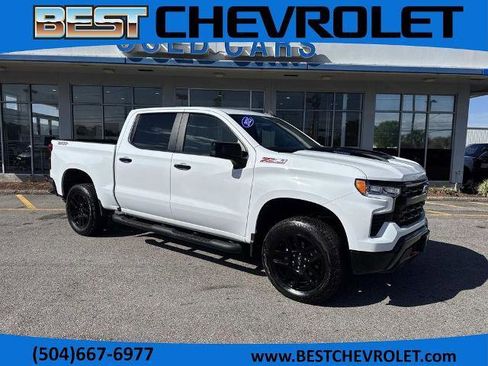 Used 2025 Chevrolet Silverado 1500 LT Trail Boss w/ Protection Package AWD/4WD image 1